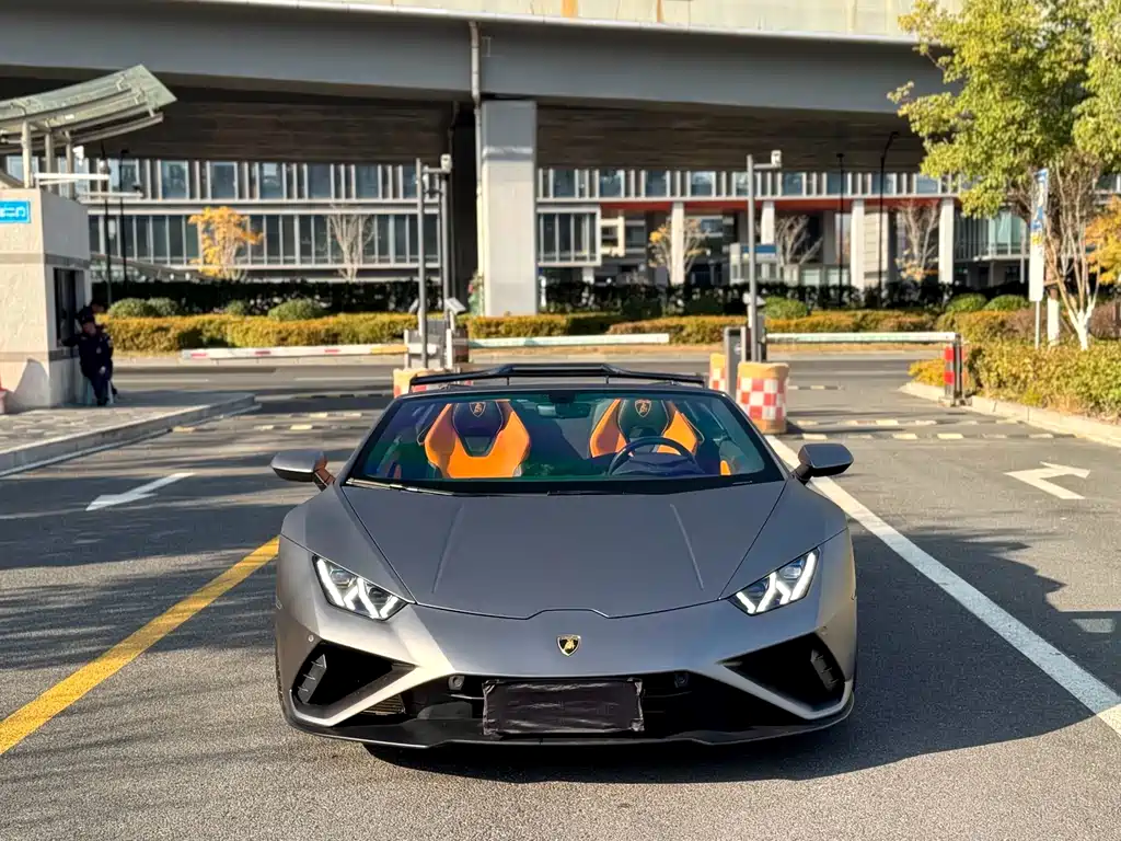 Lamborghini Huracan 2022