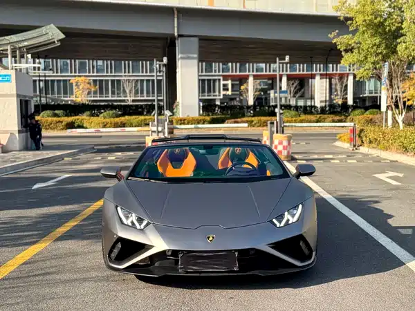 Lamborghini Huracan 2022