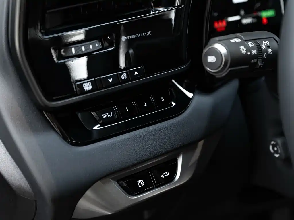 Lexus RX 2024 — фото 18