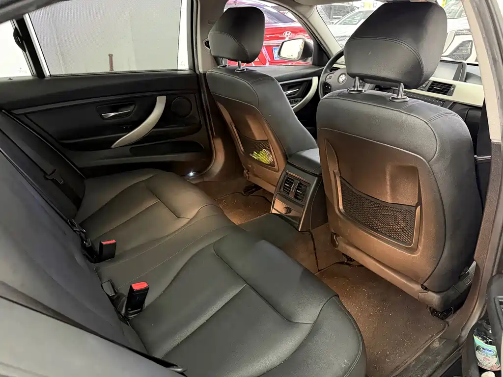 BMW 3 Series 2015 — фото 9