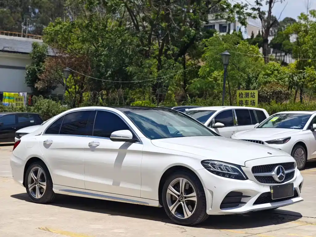 Mercedes-Benz C-Class 2019