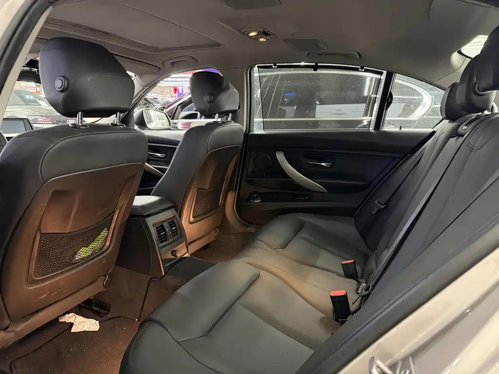 BMW 3 Series 2015