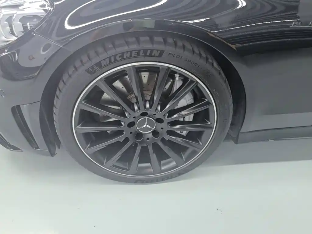 Mercedes-Benz C-Class AMG 2022 — фото 23