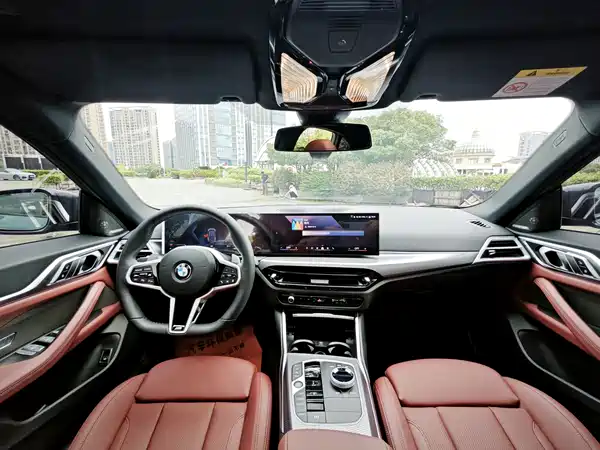 BMW 4 Series 2025