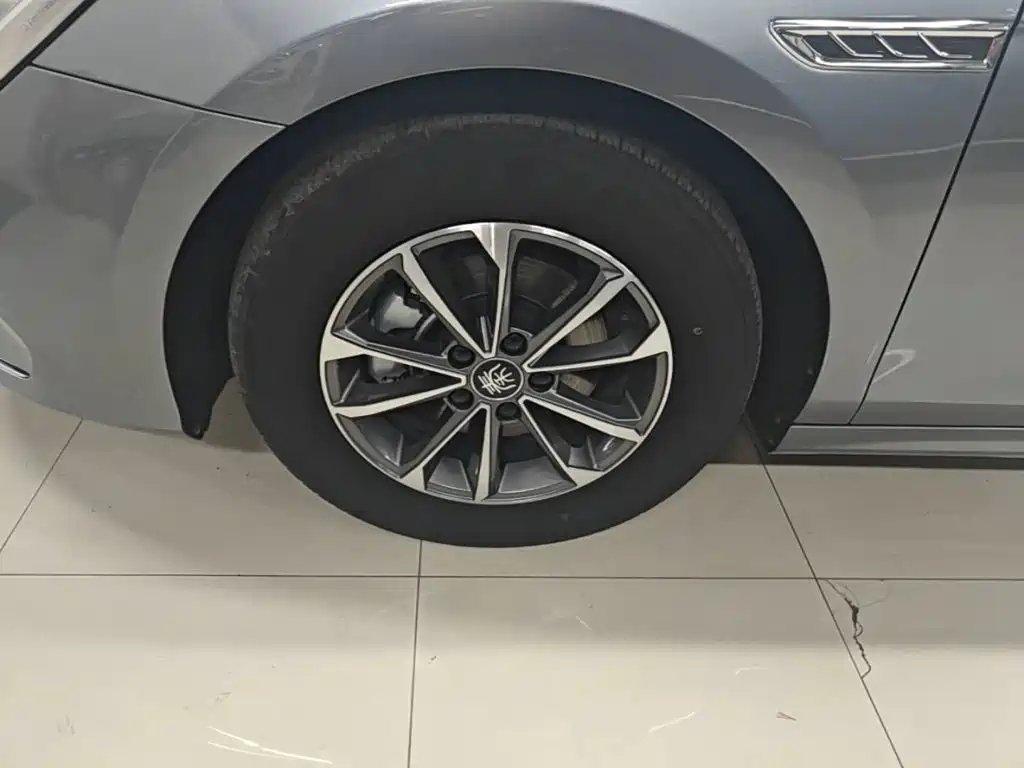 BYD Qin PLUS 2024 — фото 23