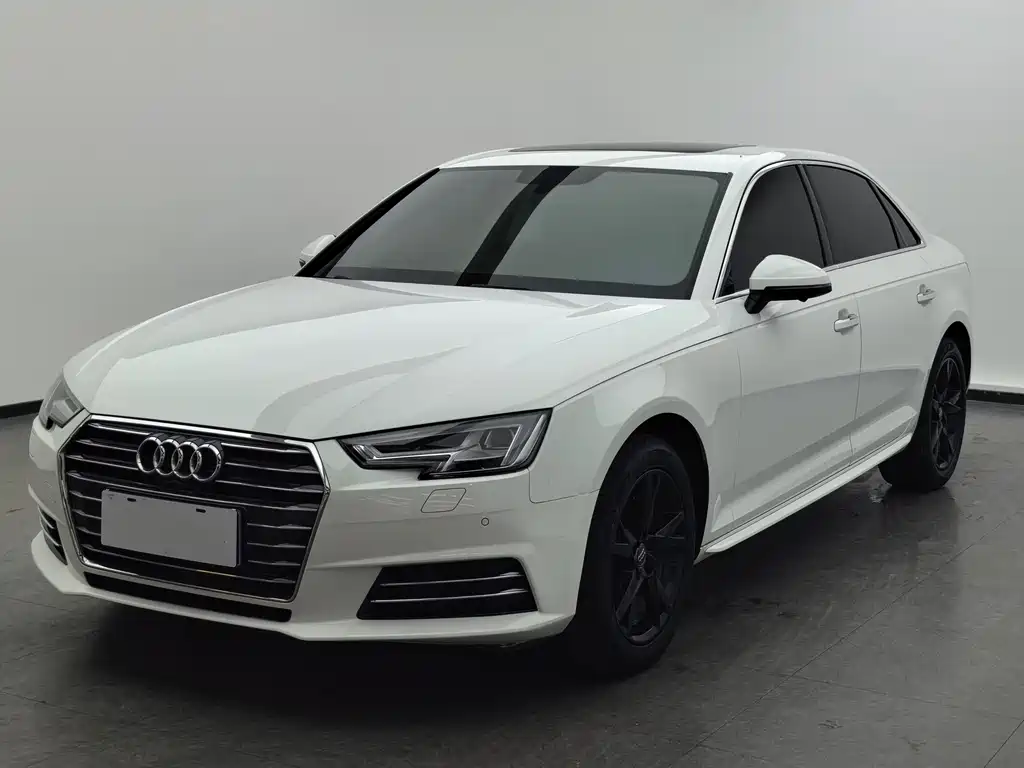 Audi A4L 2018 — фото 1