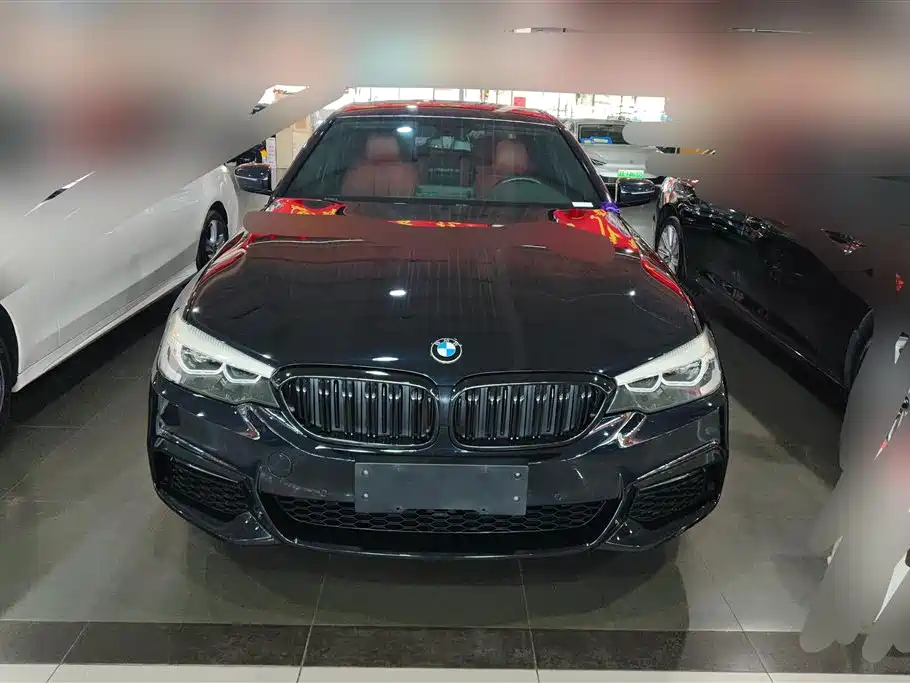 BMW 5 Series 2018 — фото 2