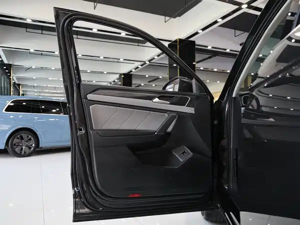Volkswagen Tayron 2023