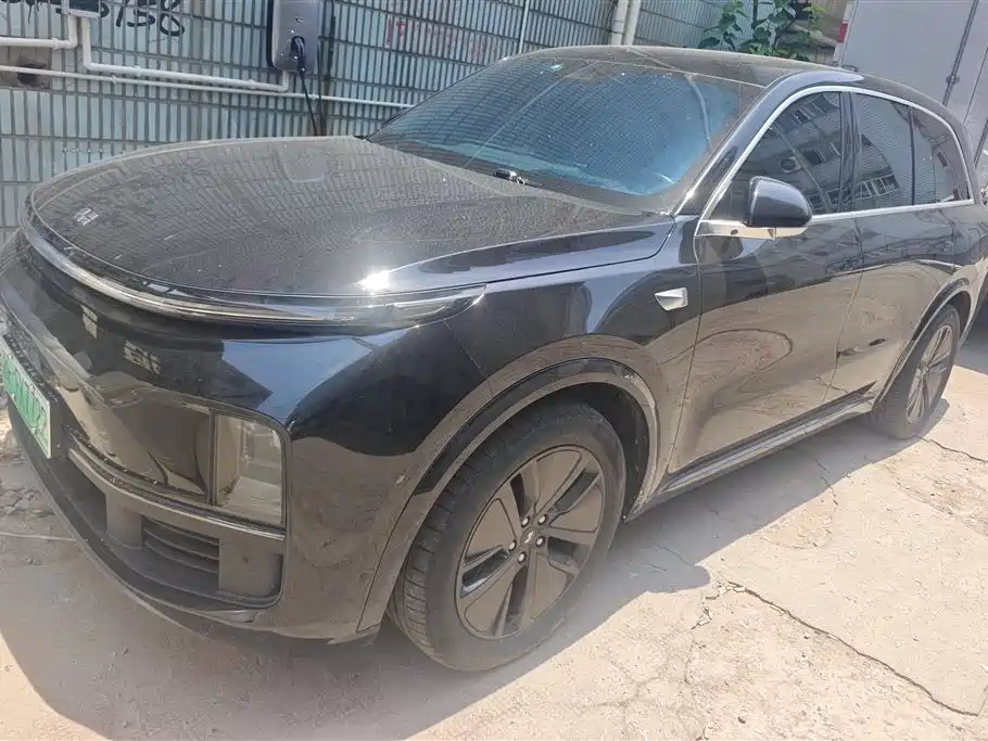 Li Auto Li L8 2024
