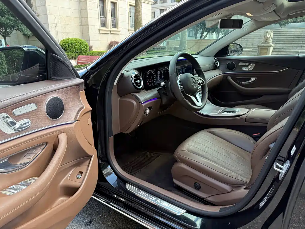 Mercedes-Benz E-Class 2020 — фото 7