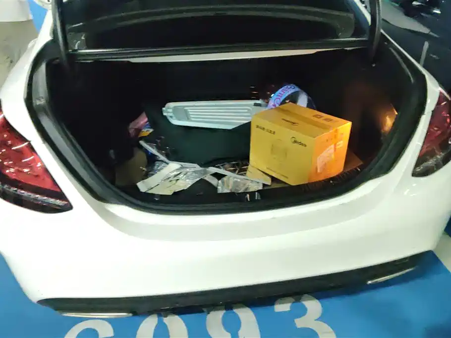 Mercedes-Benz C-Class 2020