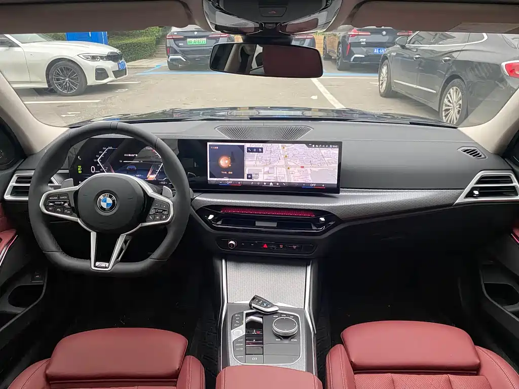 BMW 3 Series 2025 — фото 10