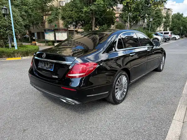 Mercedes-Benz E-Class 2020