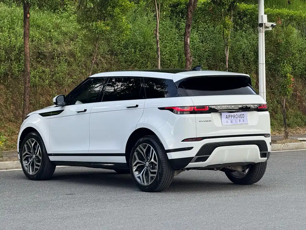 Land Rover Evoque 2022 — фото 7