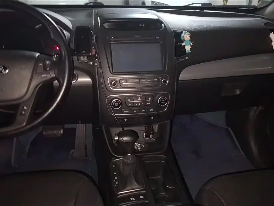 Kia Sorento 2015 — фото 16