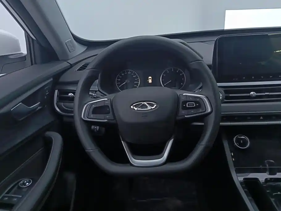 Chery Tiggo 5x 2025 — фото 15