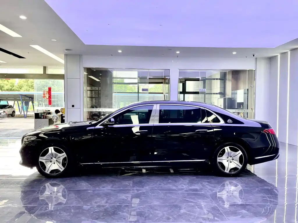 Mercedes-Benz Maybach S-Class 2021 — фото 3