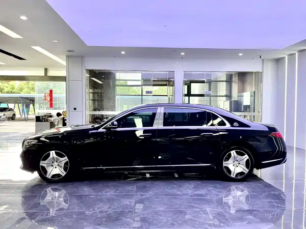 Mercedes-Benz Maybach S-Class 2021