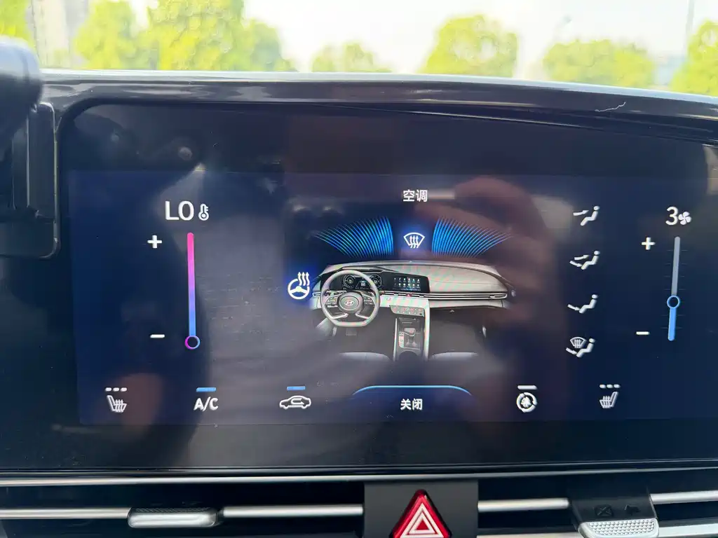 Hyundai Elantra 2021