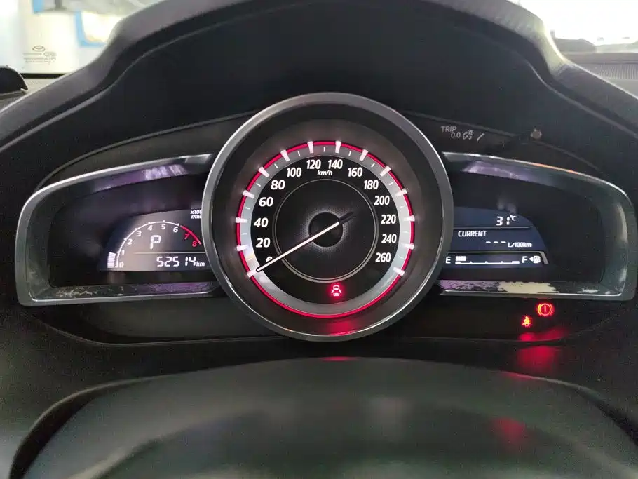 Mazda 3 Axela 2015 — фото 14