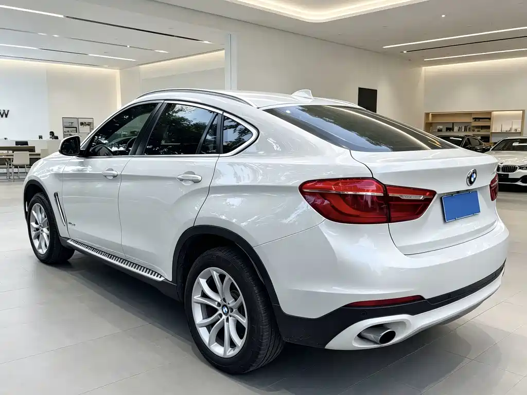 BMW X6 2016 — фото 6