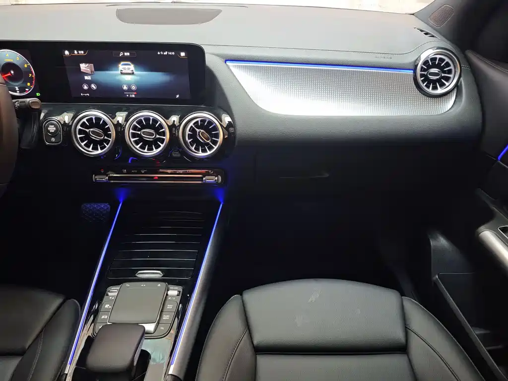 Mercedes-Benz GLA 2023 — фото 15