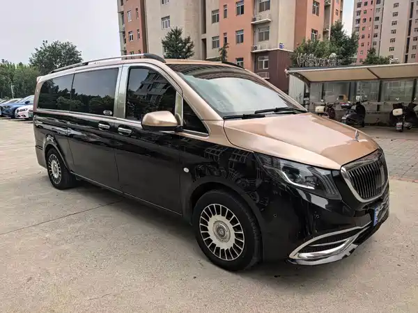 Mercedes-Benz Vito 2023
