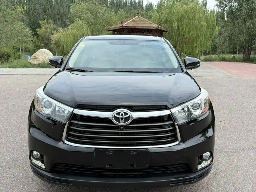 Toyota Highlander 2015 — фото 2