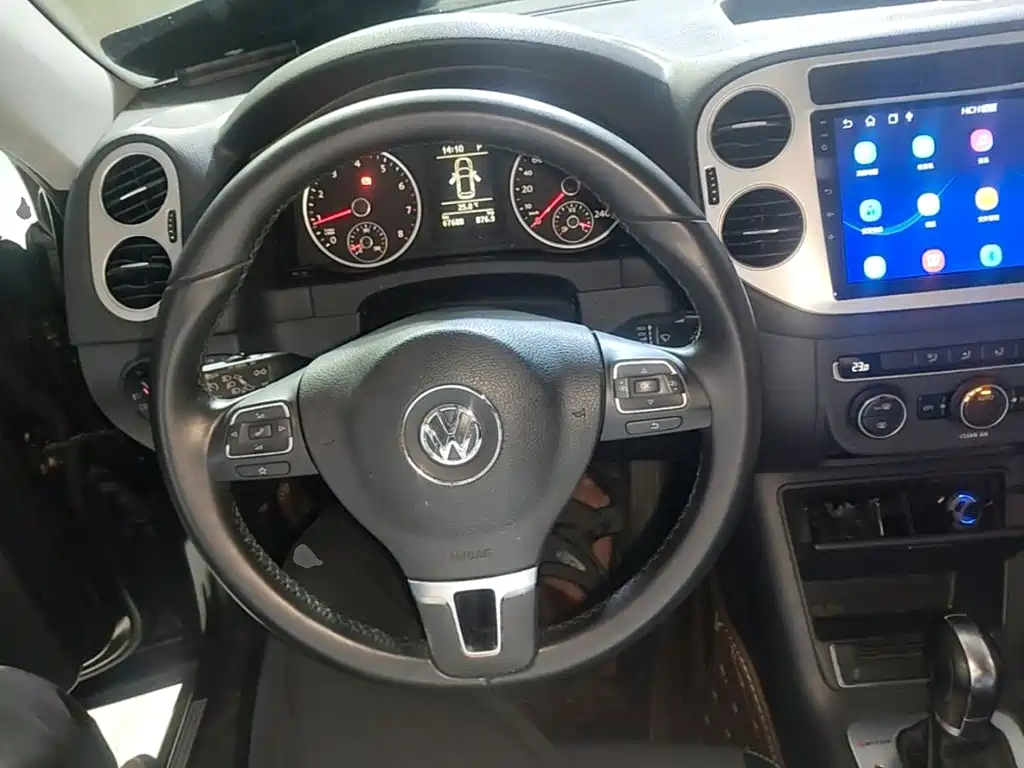 Volkswagen Tiguan 2016 — фото 11