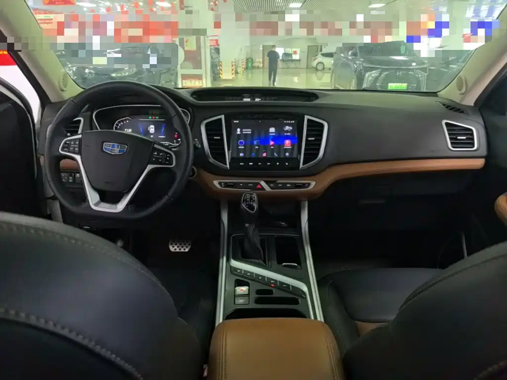 Geely Vision X6 2018 — фото 10