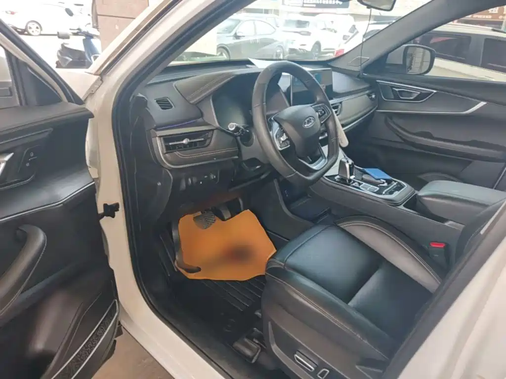 Chery Tiggo 8 2020 — фото 16