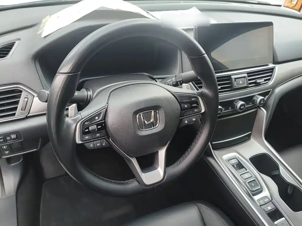 Honda Accord 2023 — фото 11