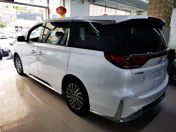 GAC Trumpchi M8 2022