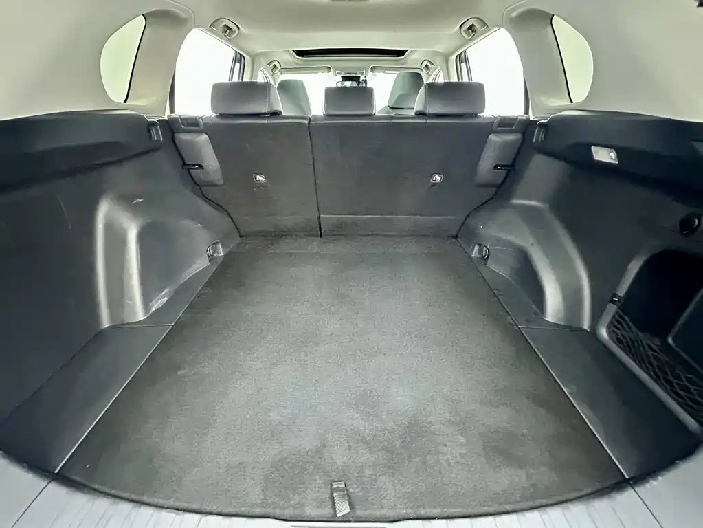 Toyota RAV4 2021 — фото 15