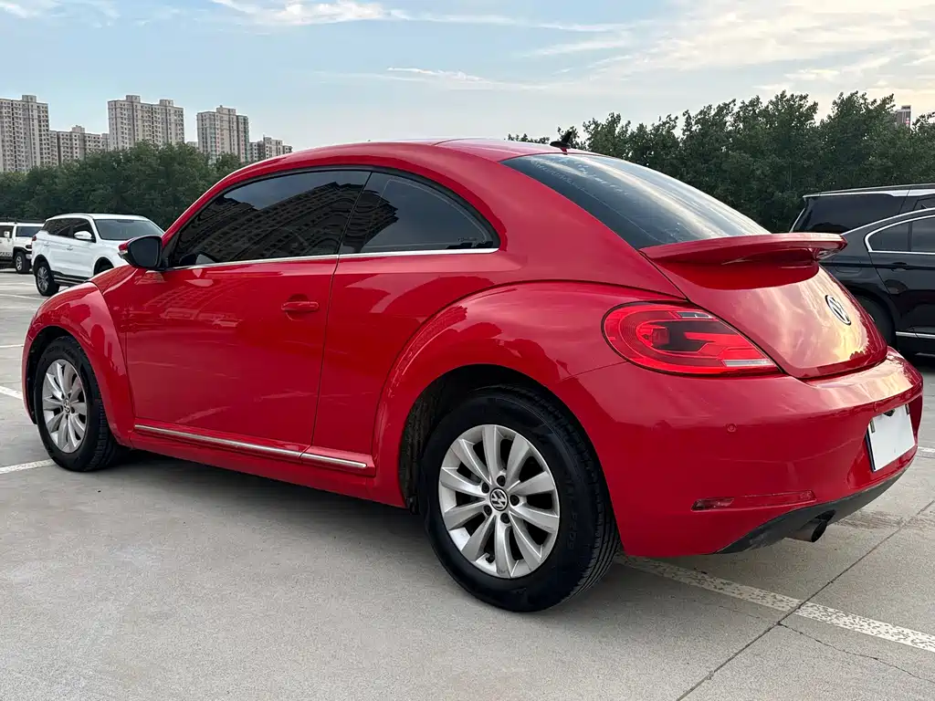 Volkswagen Beetle 2014