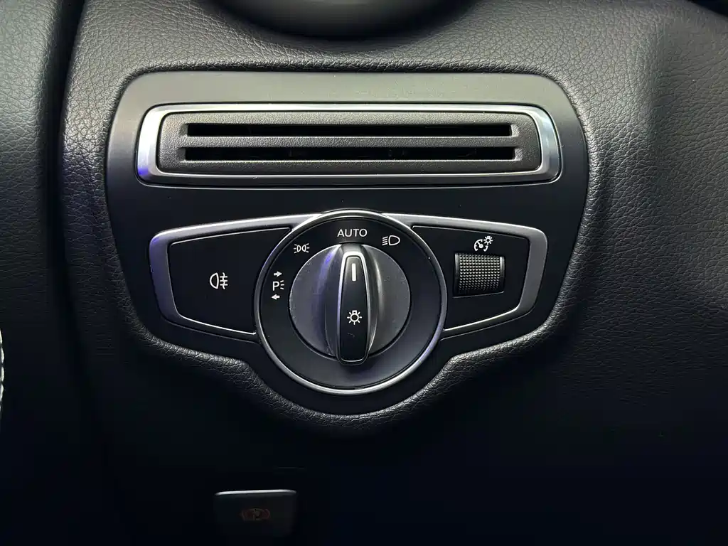 Mercedes-Benz GLC 2022 — фото 20