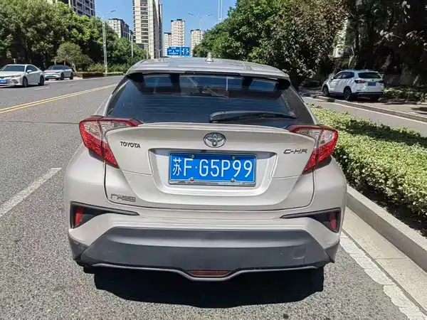 Toyota C-HR 2021