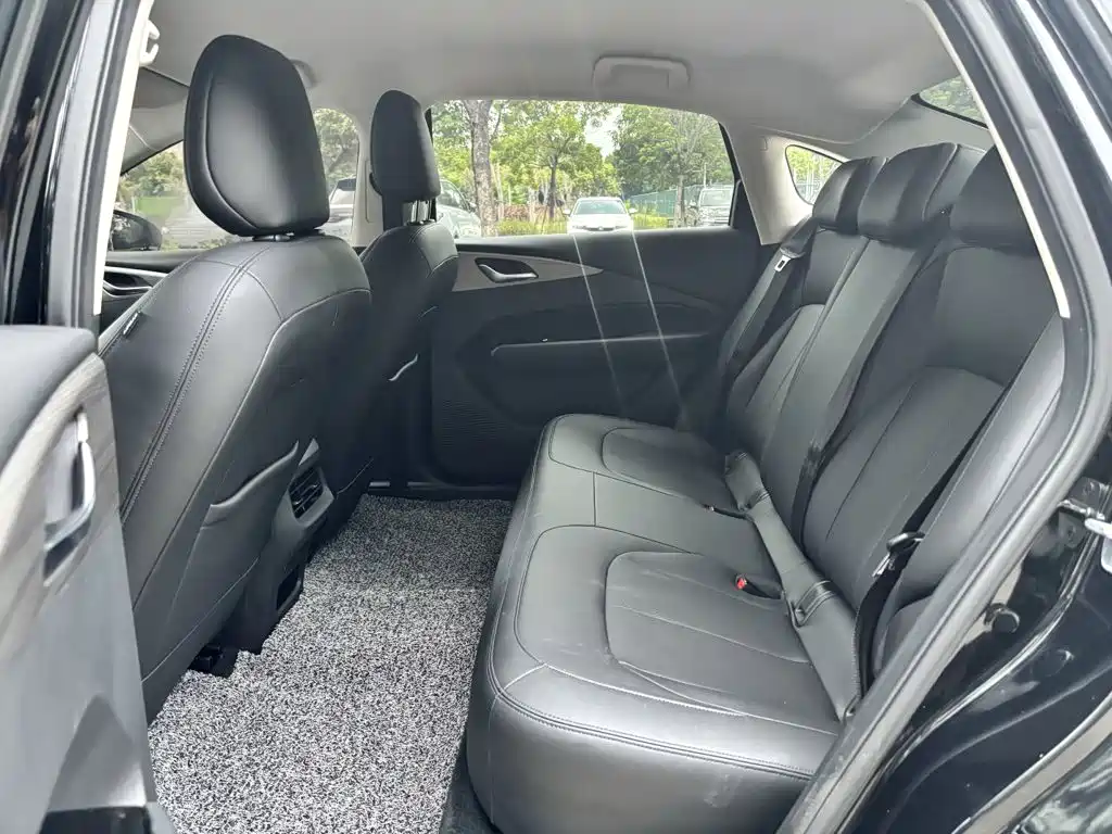 Wuling Starlight 2024 — фото 17