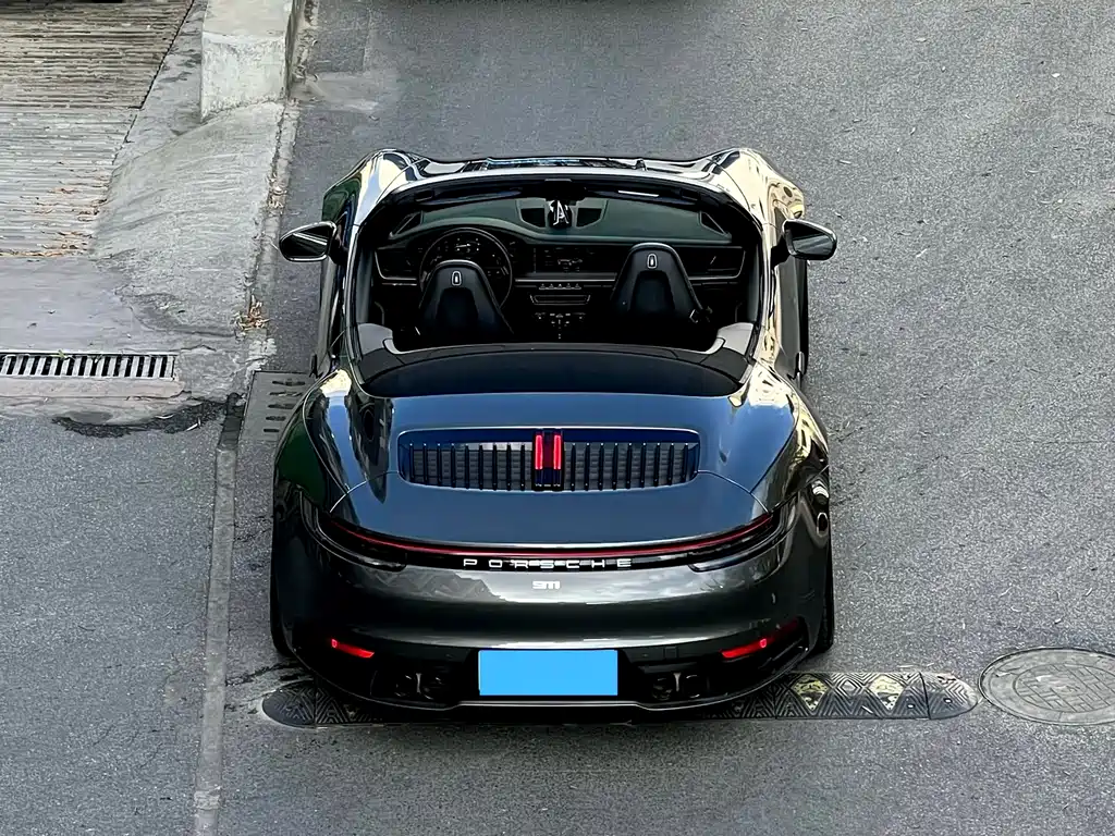Porsche 911 2020 — фото 7