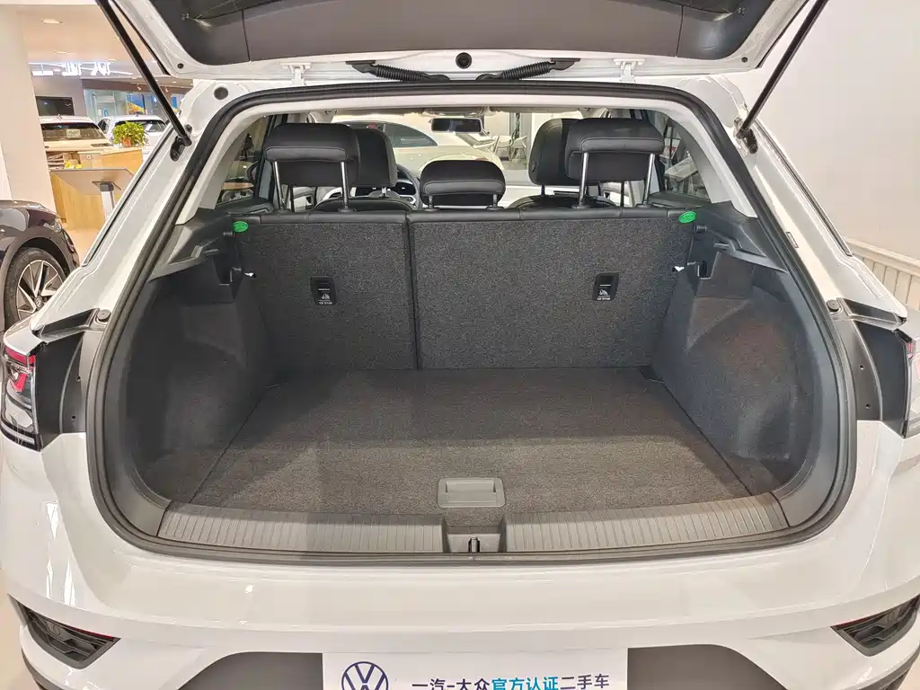 Volkswagen T-Roc 2025 — фото 10