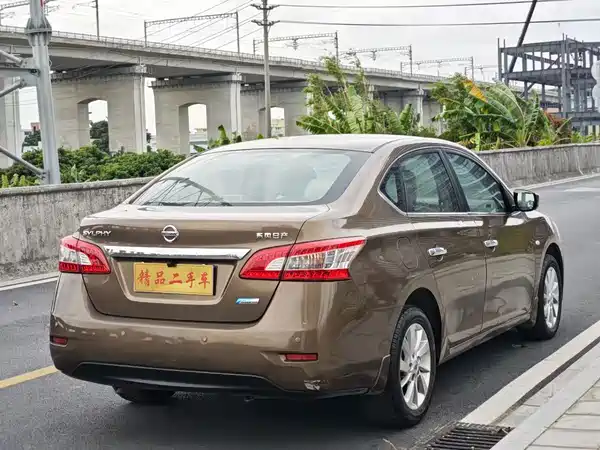 Nissan Sylphy 2013