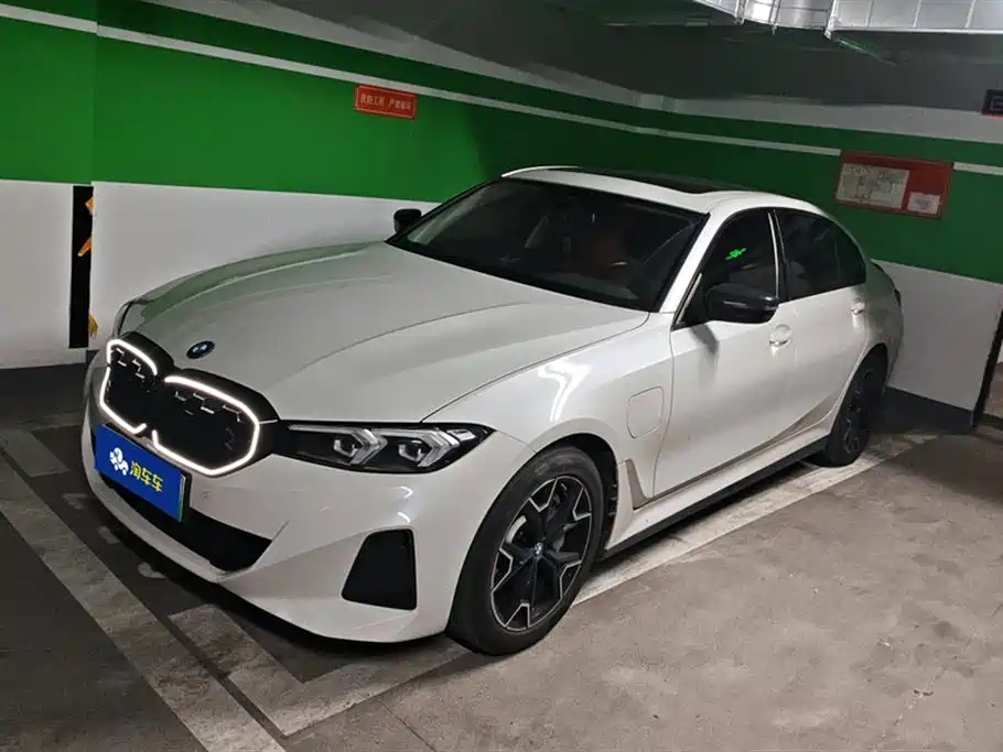 BMW i3 2023