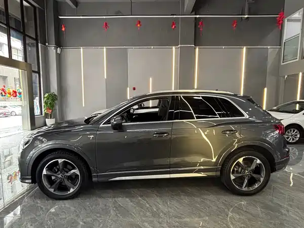 Audi Q3 2022
