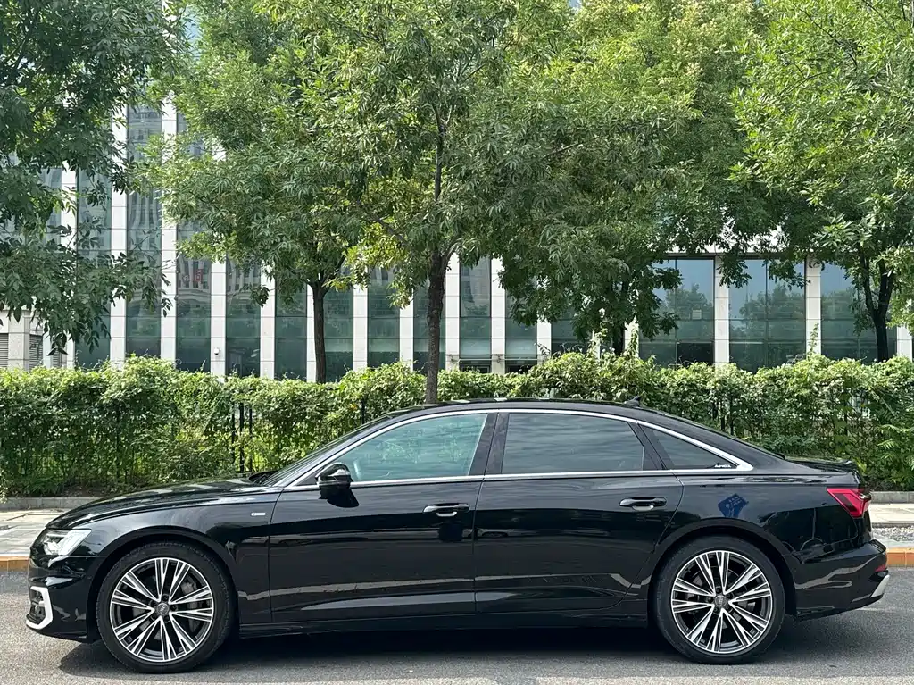Audi A6L 2020