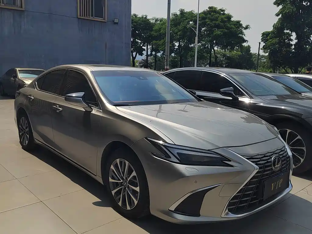 Lexus ES 2025 — фото 3
