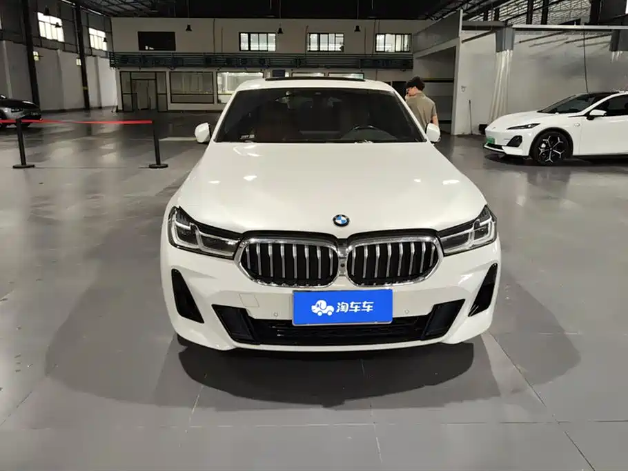 BMW 6 Series GT 2021