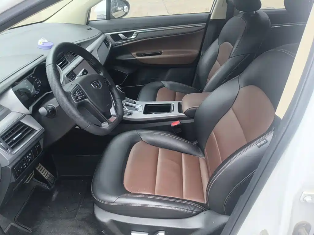 Geely Emgrand GS 2019 — фото 15