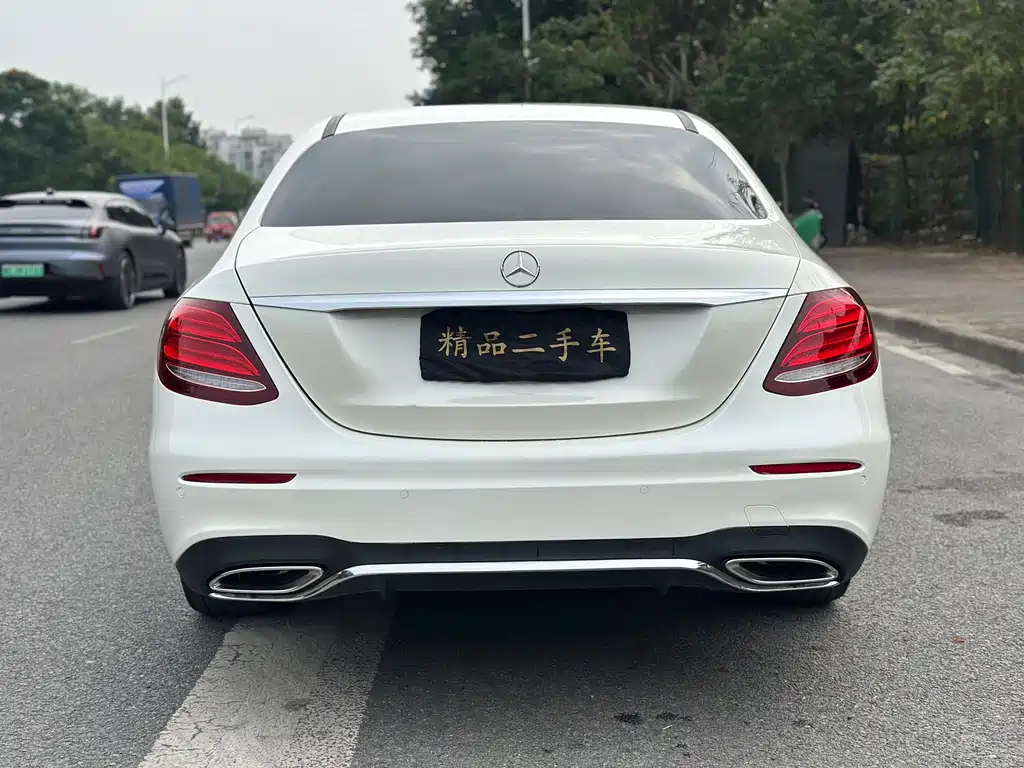 Mercedes-Benz E-Class 2017 — фото 12
