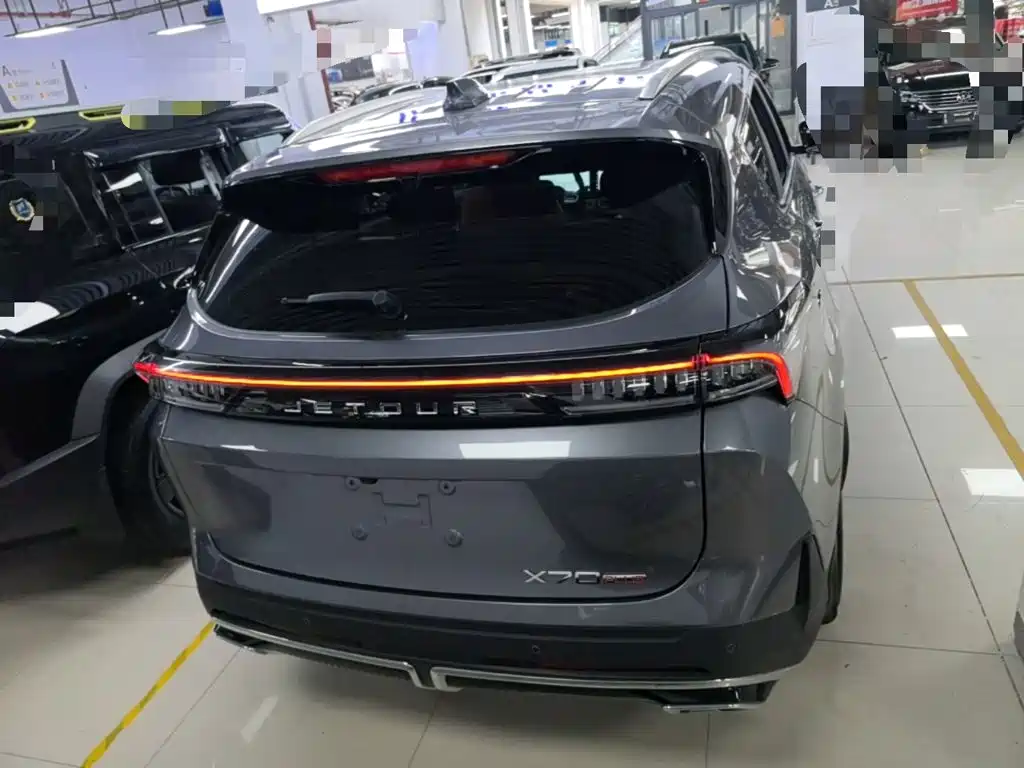 Jetour X70 PLUS 2025