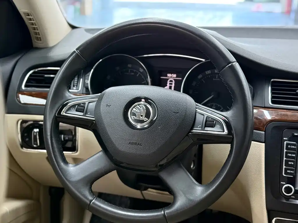 Skoda Speedy 2014 — фото 10